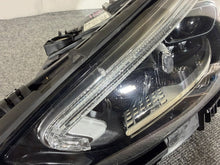 Laden Sie das Bild in den Galerie-Viewer, Frontscheinwerfer Mercedes-Benz W206 A2069065304 LED Links Headlight SCH7443700485hj