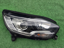 Load image into Gallery viewer, Frontscheinwerfer Renault Scenic 260101685R Rechts Scheinwerfer Headlight SCH7450340214tg