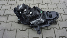 Laden Sie das Bild in den Galerie-Viewer, Frontscheinwerfer Volvo 80000401 Links Scheinwerfer Headlight SCH7451738135es