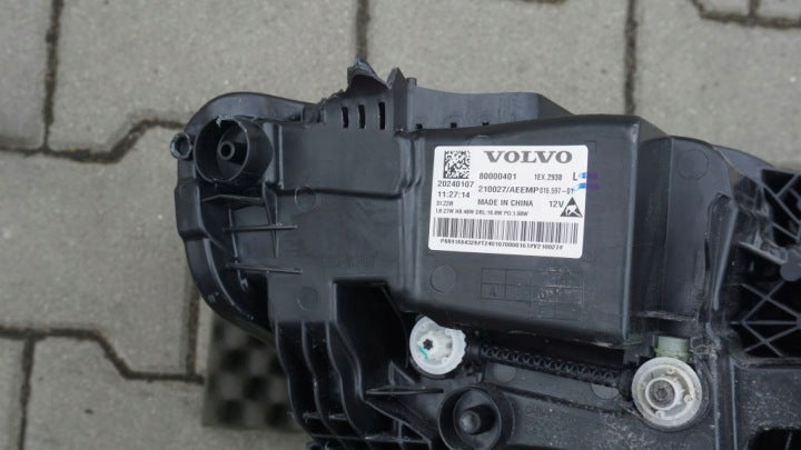 Frontscheinwerfer Volvo 80000401 Links Scheinwerfer Headlight SCH7451738135es
