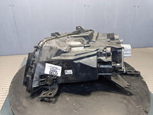 Laden Sie das Bild in den Galerie-Viewer, Frontscheinwerfer Opel Astra L 9851881680 Links Scheinwerfer Headlight SCH7452659103ez