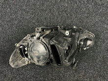 Laden Sie das Bild in den Galerie-Viewer, Frontscheinwerfer BMW F32 7399110 7377841 Ein Satz Scheinwerfer Headlight SCH7456972212pi