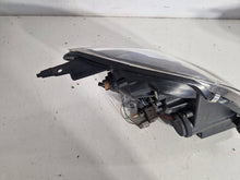 Laden Sie das Bild in den Galerie-Viewer, Frontscheinwerfer Suzuki Swift I SSK2037 Links Scheinwerfer Headlight SCH7457946258vm