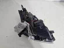 Laden Sie das Bild in den Galerie-Viewer, Frontscheinwerfer Suzuki Swift I SSK2037 Links Scheinwerfer Headlight SCH7457946258vm
