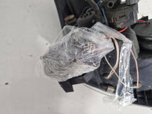 Laden Sie das Bild in den Galerie-Viewer, Frontscheinwerfer Suzuki Swift I SSK2037 Links Scheinwerfer Headlight SCH7457946258vm