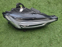 Laden Sie das Bild in den Galerie-Viewer, Frontscheinwerfer Volvo Xc60 31420412 Rechts Scheinwerfer Headlight SCH7464168076rc