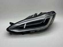 Laden Sie das Bild in den Galerie-Viewer, Frontscheinwerfer Tesla Model S 105357400B Links Scheinwerfer Headlight SCH7471784393uu