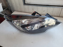 Laden Sie das Bild in den Galerie-Viewer, Frontscheinwerfer Opel Meriva B 13253636 Rechts Scheinwerfer Headlight SCH7472866645fx