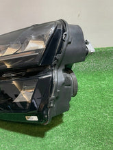 Load image into Gallery viewer, Frontscheinwerfer Skoda Karoq 57B941009 LED Links Scheinwerfer Headlight SCH7478719274rg