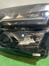 Load image into Gallery viewer, Frontscheinwerfer Skoda Karoq 57B941009 LED Links Scheinwerfer Headlight SCH7478719274rg