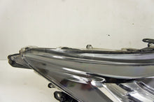 Laden Sie das Bild in den Galerie-Viewer, Frontscheinwerfer Toyota Corolla SS240-AR28558 Rechts Scheinwerfer Headlight SCH7486735786gl