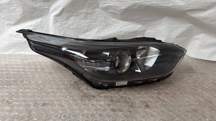 Frontscheinwerfer Kia Ceed 92102-J7051 Rechts Scheinwerfer Headlight SCH7490474173oe