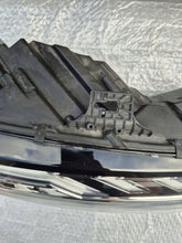 Laden Sie das Bild in den Galerie-Viewer, Frontscheinwerfer Audi A4 B9 8W0941034D Rechts Scheinwerfer Headlight SCH7491670784vj