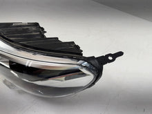 Laden Sie das Bild in den Galerie-Viewer, Frontscheinwerfer Peugeot Expert Traveller 9808573580-00 Xenon Links Headlight SCH7493241378dc