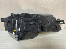 Laden Sie das Bild in den Galerie-Viewer, Frontscheinwerfer Skoda Karoq 57B941015D Full LED Links Scheinwerfer Headlight SCH7496623700th
