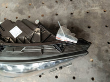 Load image into Gallery viewer, Frontscheinwerfer Mercedes-Benz Cla A1189061401 LED Rechts Headlight SCH7504336775bj