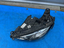 Laden Sie das Bild in den Galerie-Viewer, Frontscheinwerfer Mercedes-Benz A2139067506 LED Links Scheinwerfer Headlight SCH7515226844vl