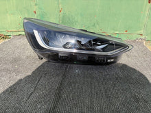 Load image into Gallery viewer, Frontscheinwerfer Ford Focus NX7B-13E014-CF Rechts Scheinwerfer Headlight SCH7517024126bg