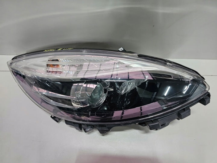 Frontscheinwerfer Renault Scenic RAV85258 260106928R Rechts Headlight SCH7526139715ru