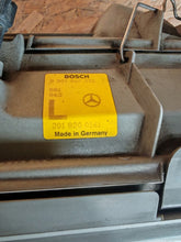 Laden Sie das Bild in den Galerie-Viewer, Frontscheinwerfer Mercedes-Benz 190 W201 2018200161 Links Scheinwerfer Headlight SCH7529692361ox
