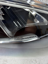 Laden Sie das Bild in den Galerie-Viewer, Frontscheinwerfer Mercedes-Benz W246 A2469065401 Rechts Scheinwerfer Headlight SCH7530687354bt