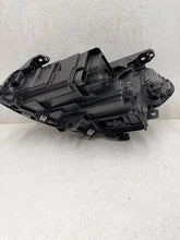Laden Sie das Bild in den Galerie-Viewer, Frontscheinwerfer Mercedes-Benz W246 A2469065401 Rechts Scheinwerfer Headlight SCH7530687354bt