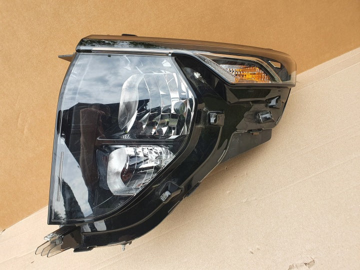 Frontscheinwerfer Ford Transit Courier R2X613W030AF Links Scheinwerfer Headlight SCH7533583466gn