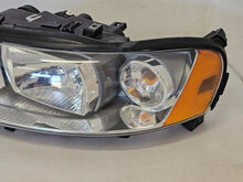 Laden Sie das Bild in den Galerie-Viewer, Frontscheinwerfer Volvo V70 S60 30698835 Links Scheinwerfer Headlight SCH7533597309mn