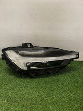 Laden Sie das Bild in den Galerie-Viewer, Frontscheinwerfer Volvo Xc60 32404706 Rechts Scheinwerfer Headlight SCH7541700825lz
