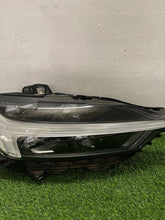Laden Sie das Bild in den Galerie-Viewer, Frontscheinwerfer Volvo Xc60 32404706 Rechts Scheinwerfer Headlight SCH7541700825lz