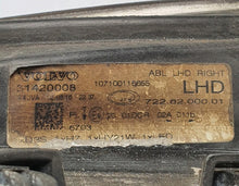 Load image into Gallery viewer, Frontscheinwerfer Volvo V40 31420008 Xenon Rechts Scheinwerfer Headlight SCH7546716677fz