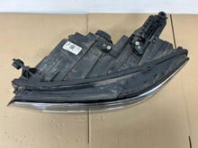 Laden Sie das Bild in den Galerie-Viewer, Frontscheinwerfer VW Passat B8 3G1941035P 3G1941036P LED Ein Satz Headlight SCH7550192635ki