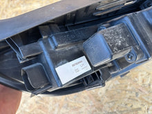 Laden Sie das Bild in den Galerie-Viewer, Frontscheinwerfer Hyundai IV 92207S2000 Links Scheinwerfer Headlight SCH7552991760uw