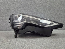 Load image into Gallery viewer, Frontscheinwerfer Audi E-Tron 4KE941040 030111023400 Rechts Headlight SCH7554540570kp