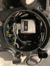 Laden Sie das Bild in den Galerie-Viewer, Frontscheinwerfer BMW X6 E71 7271357 Xenon Links Scheinwerfer Headlight SCH7560133003zs