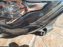 Laden Sie das Bild in den Galerie-Viewer, Frontscheinwerfer Peugeot 308 9816990680 Full LED Links Scheinwerfer Headlight SCH7570233893tq