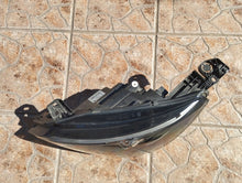 Laden Sie das Bild in den Galerie-Viewer, Frontscheinwerfer Peugeot 308 9816990680 Full LED Links Scheinwerfer Headlight SCH7570233893tq