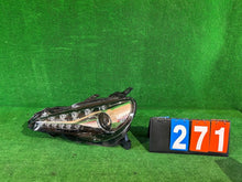Laden Sie das Bild in den Galerie-Viewer, Frontscheinwerfer Toyota CSC19520 Links Scheinwerfer Headlight SCH7581471368ct