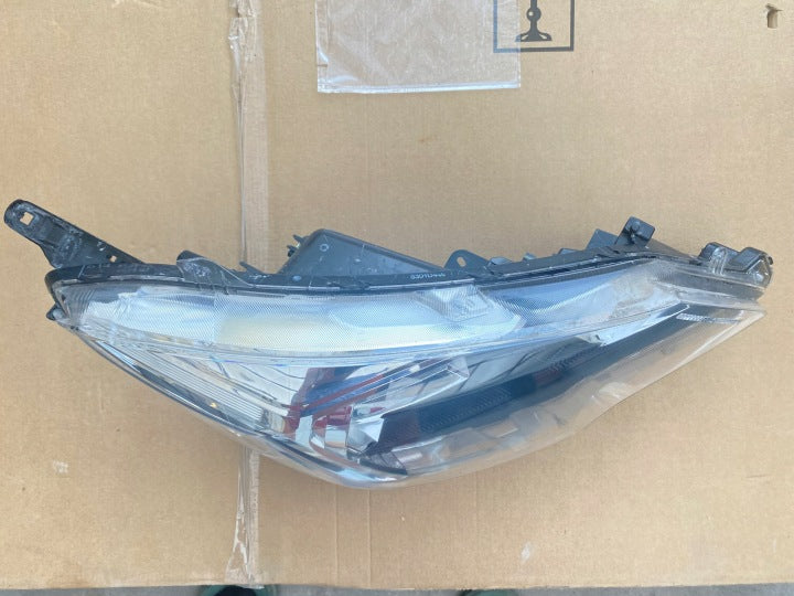 Frontscheinwerfer Mitsubishi Space Star W5335 Rechts Scheinwerfer Headlight SCH7585083256mt