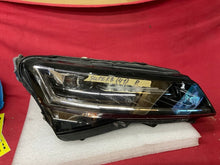 Load image into Gallery viewer, Frontscheinwerfer Skoda Superb III 3V1941016D Full LED Rechts Headlight SCH7593434829qa