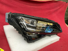 Load image into Gallery viewer, Frontscheinwerfer Skoda Superb III 3V1941016D Full LED Rechts Headlight SCH7593434829qa