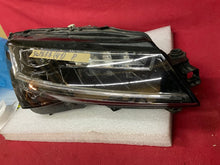 Load image into Gallery viewer, Frontscheinwerfer Skoda Superb III 3V1941016D Full LED Rechts Headlight SCH7593434829qa