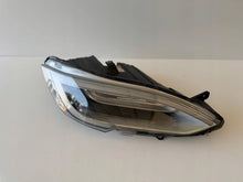 Laden Sie das Bild in den Galerie-Viewer, Frontscheinwerfer Tesla Model S 105817000B Rechts Scheinwerfer Headlight SCH7594663681nb