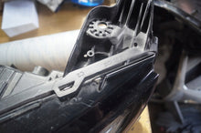Laden Sie das Bild in den Galerie-Viewer, Frontscheinwerfer Renault Koleos II 260600731R 90202912 Links Headlight SCH7597859636uj