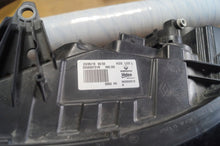 Laden Sie das Bild in den Galerie-Viewer, Frontscheinwerfer Renault Koleos II 260600731R 90202912 Links Headlight SCH7597859636uj