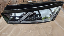 Laden Sie das Bild in den Galerie-Viewer, Frontscheinwerfer Skoda Octavia IV 5E4941015A LED Links Scheinwerfer Headlight SCH7599197584dm