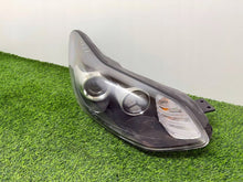 Load image into Gallery viewer, Frontscheinwerfer Kia Sportage IV 92102F1011 Rechts Scheinwerfer Headlight SCH7603273028ib