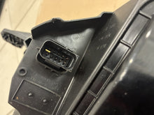 Laden Sie das Bild in den Galerie-Viewer, Frontscheinwerfer Citroën Jumpy 9808567680 Rechts Scheinwerfer Headlight SCH7604589185jx