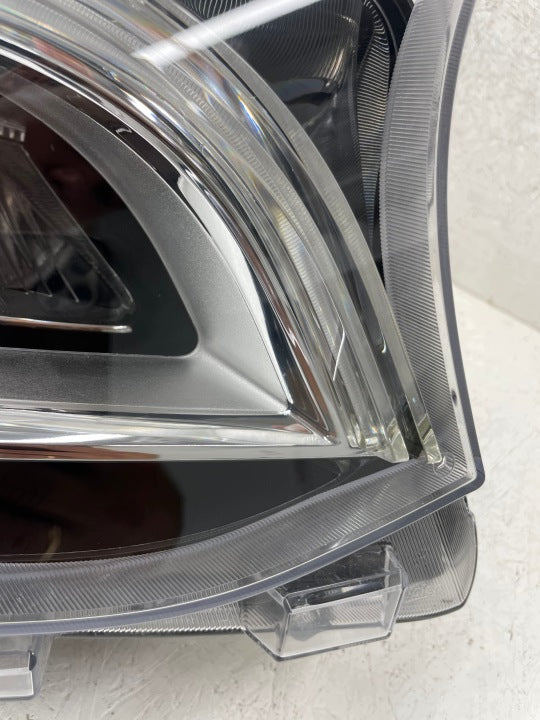 Frontscheinwerfer Mercedes-Benz Sprinter A9109067200 Rechts Headlight SCH7605392720ut