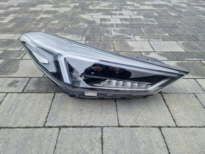 Frontscheinwerfer Hyundai Tucson 92102D7700 Rechts Scheinwerfer Headlight SCH7606588932jz